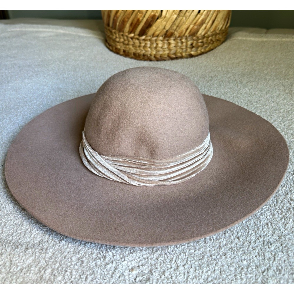 A New Day Women's NWT 100% Wool Wide Brim Felt Hat Taupe Adjustable Western